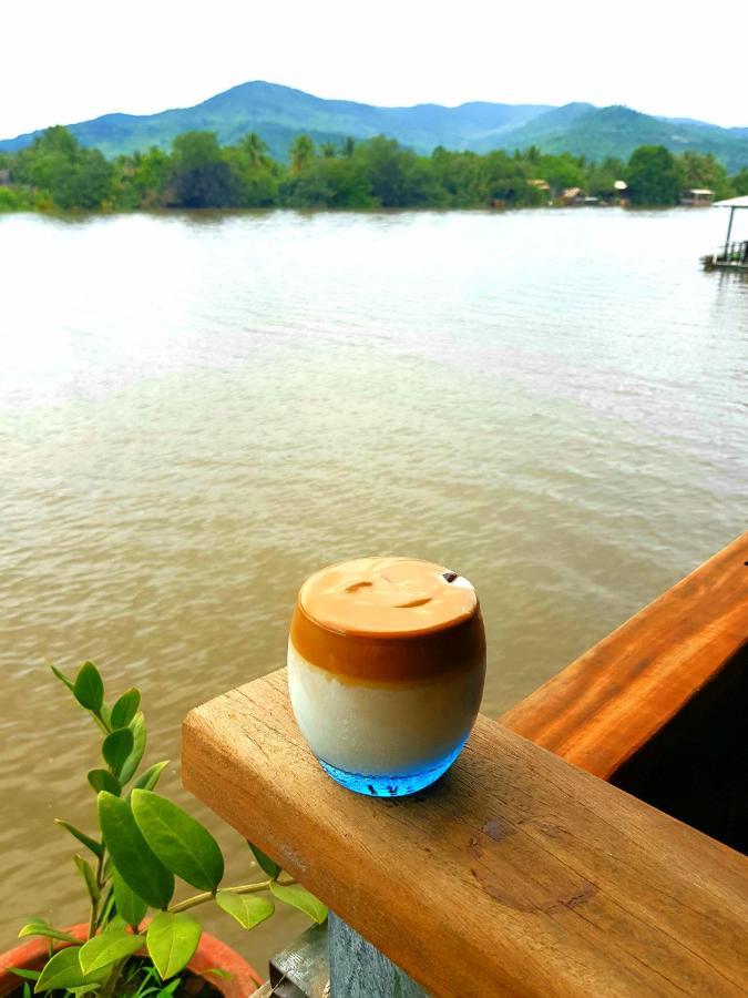 The Hideaway Otel Kampot Dış mekan fotoğraf