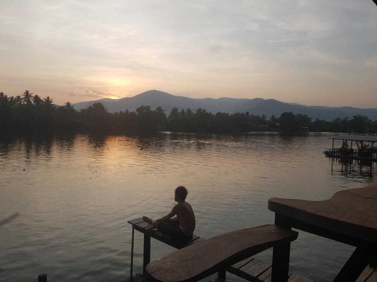 The Hideaway Otel Kampot Dış mekan fotoğraf